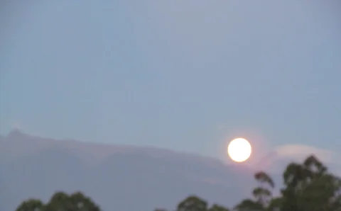 Supermoon and Nevado del Tolima seen from Filandia